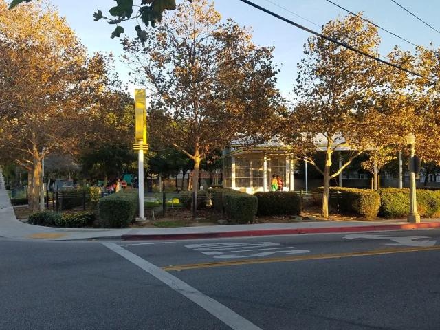 Apartment for rent in Glendale, California