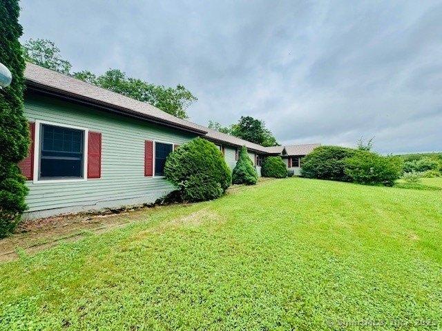 House for sale in Chaplin