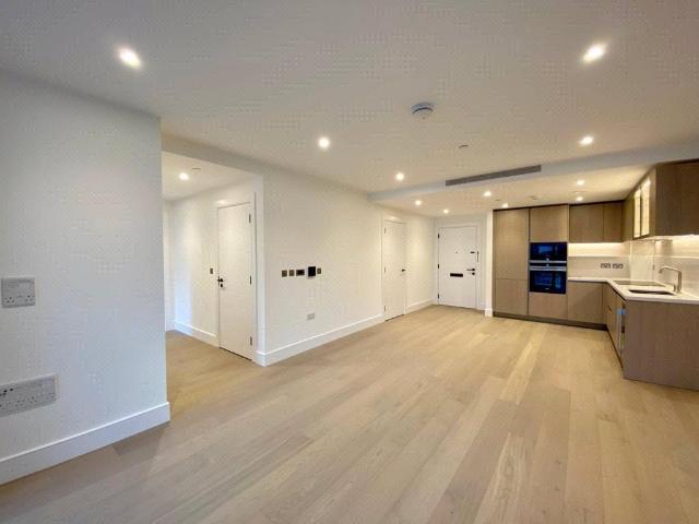 House for rent in Nine Elms, Greater London