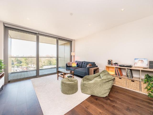 Apartment for rent in Nine Elms, Greater London