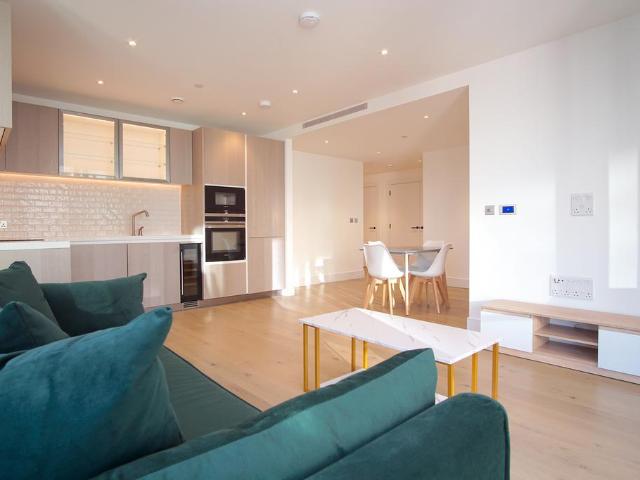 Apartment for rent in Nine Elms, Greater London