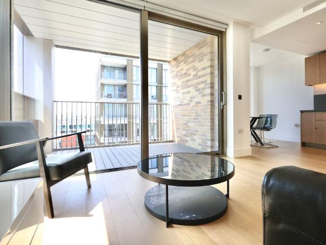 Apartment for rent in Battersea, Greater London