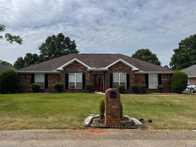 House for sale in Semmes, Alabama