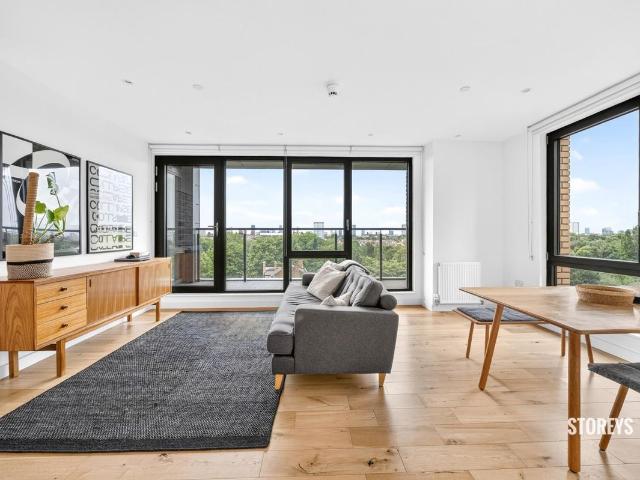 Apartment for rent in Suttons Wharf, Mile End