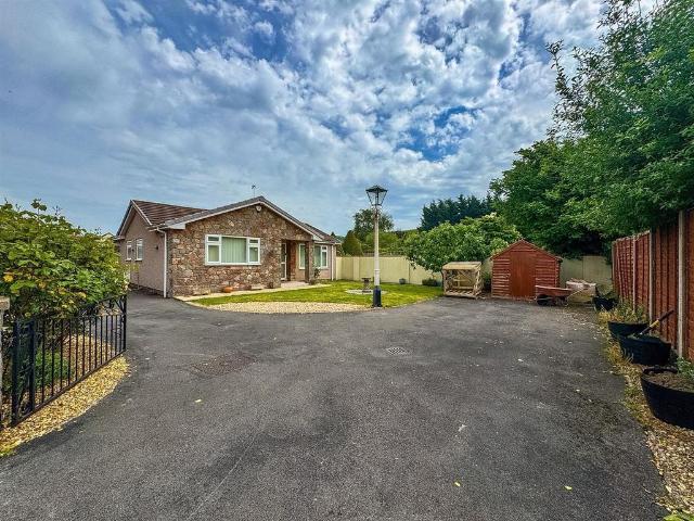 House for rent in North Somerset