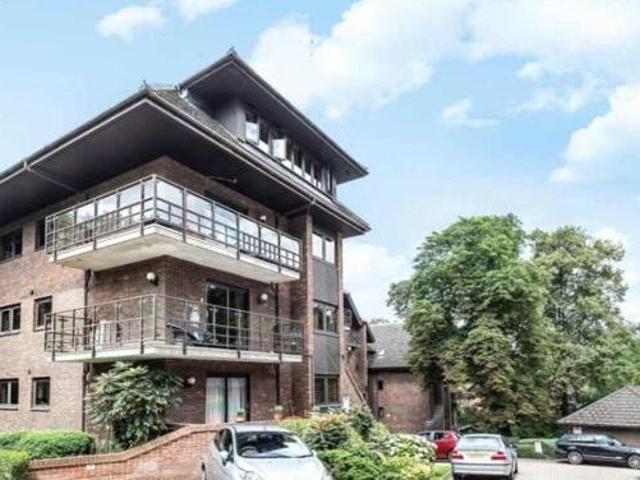 House for sale in Greater London