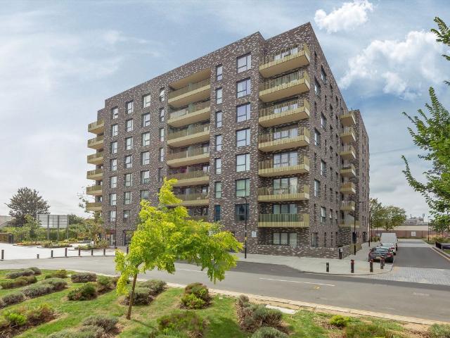 Apartment for rent in London Borough of Ealing, Greater London