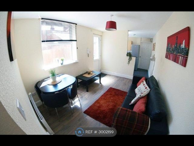 Room for rent in Phippsville, Northampton