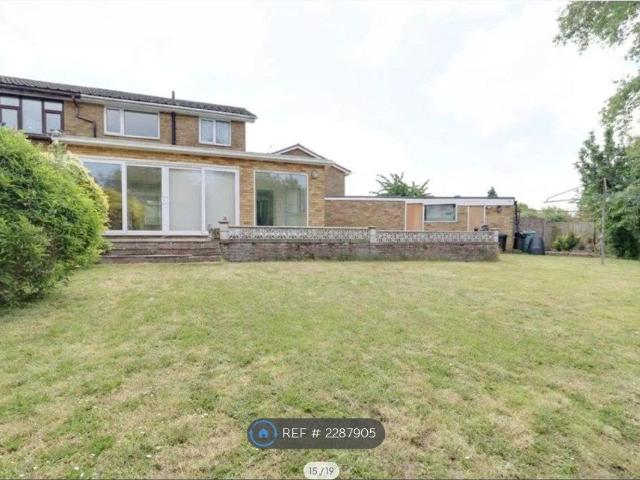 House for rent in Rainham, Greater London
