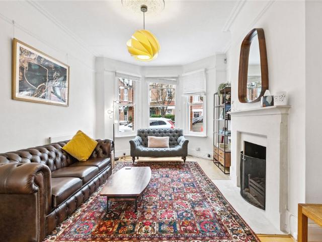 House for rent in London Borough of Richmond upon Thames, Greater London