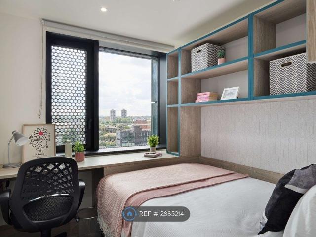 Room for rent in Patmore Estate, Nine Elms