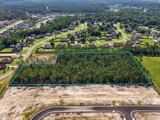 Land for sale in Ocean Springs, Mississippi