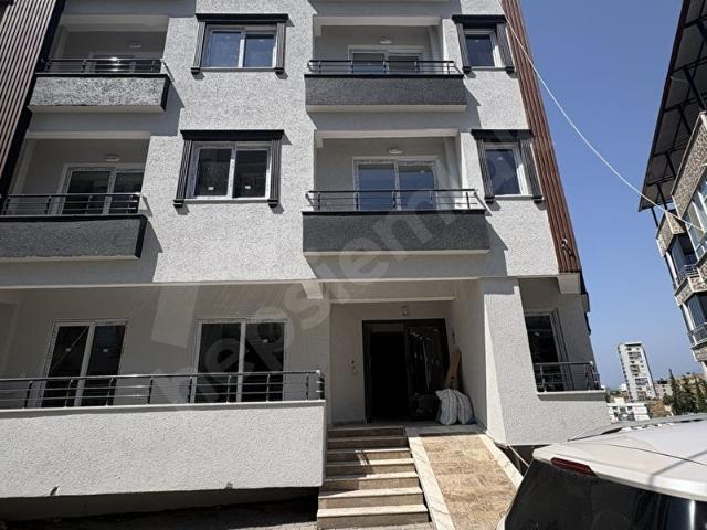 İsmet İnönü, İskenderun içerisinde satılık mülk