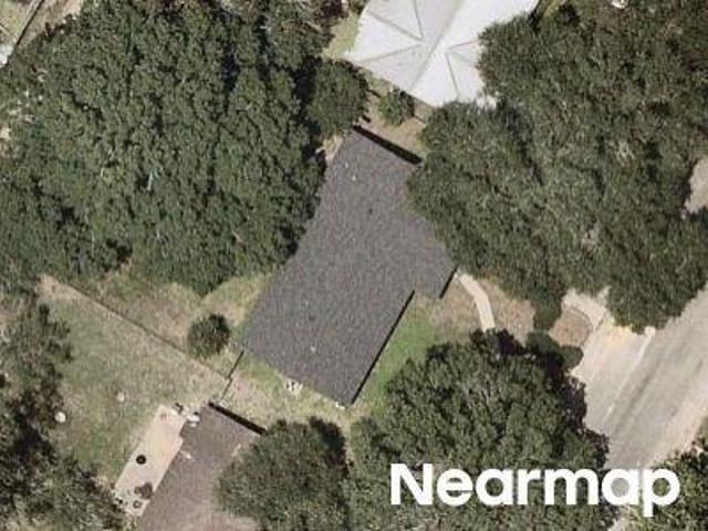 House for sale in Luling, Texas