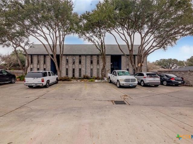 Apartment for sale in Victoria