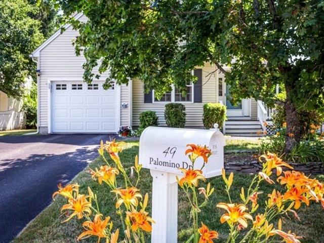 House for sale in Franklin, Massachusetts