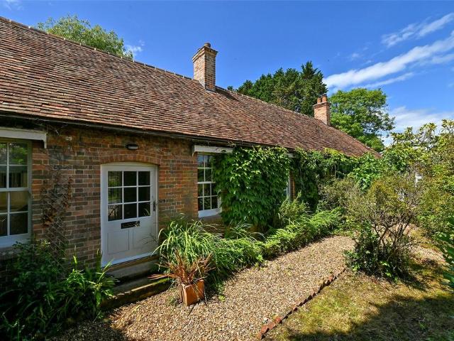 House for rent in Pamber End, Basingstoke and Deane