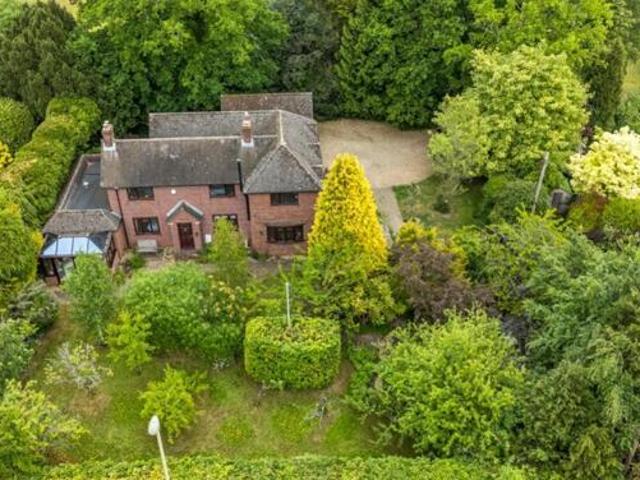 House for sale in Tadley, Priest Down
