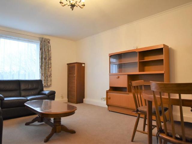 Apartment for rent in Fallow Corner, Greater London