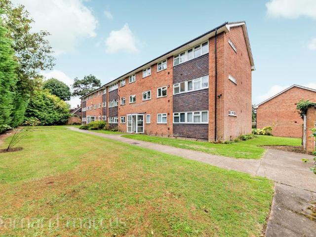 Apartment for rent in London Borough of Croydon, Purley