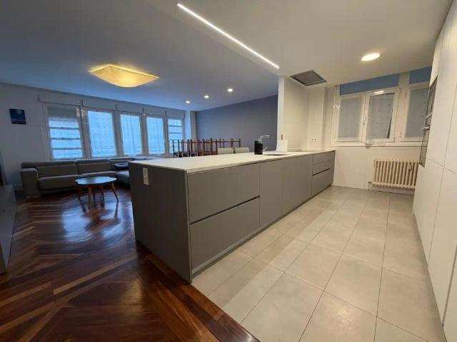 Apartamento en alquiler en Segundo Ensanche, Iruñerria