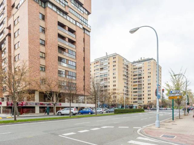 Apartamento en alquiler en Iturrama, Iruñerria