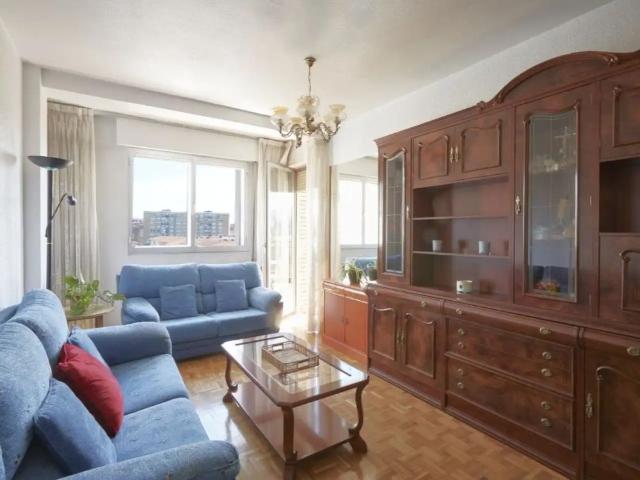 Apartamento en alquiler en Sanduzelai / San Jorge, Iruñerria
