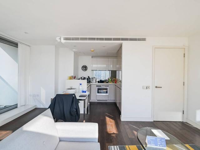 Apartment for rent in Isle Of Dogs, Greater London