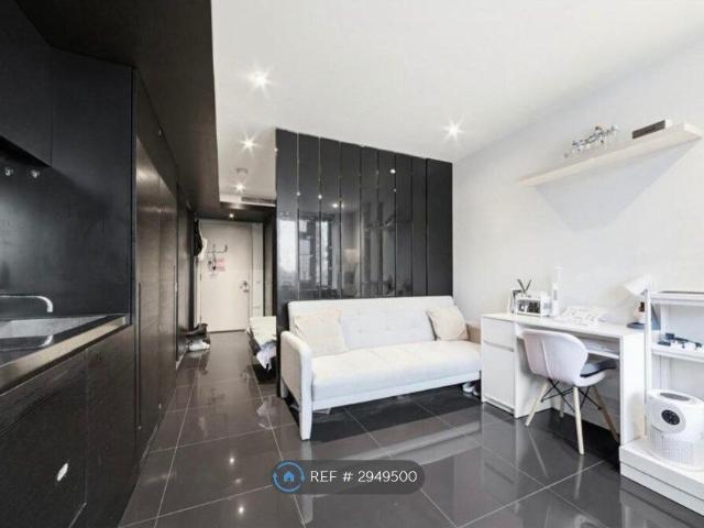 Studio for rent in Isle Of Dogs, Greater London