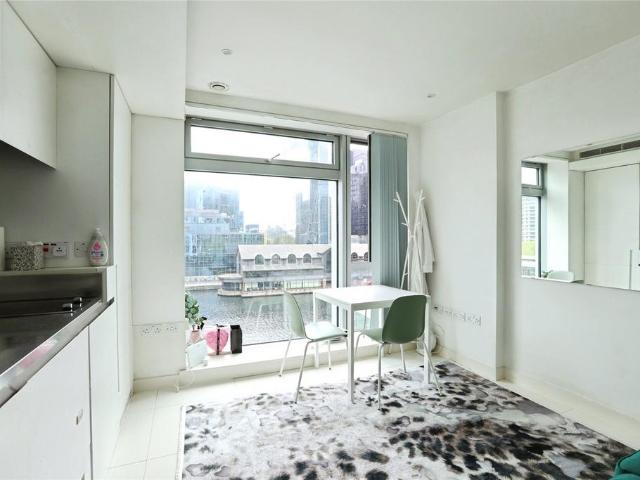House for rent in Canary Wharf, Greater London