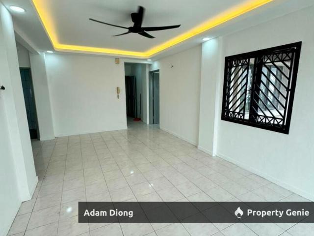 Apartment for sale in Bandar Baru Permas Jaya, Plentong