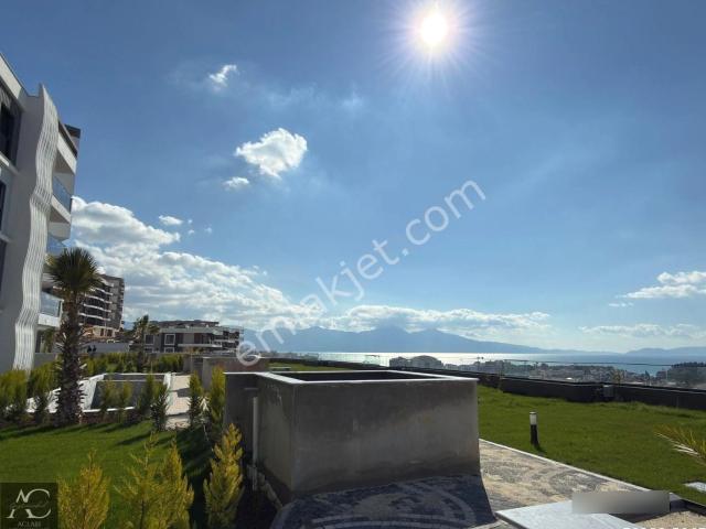 Kuşadasi, Aydin içerisinde satılık Residence