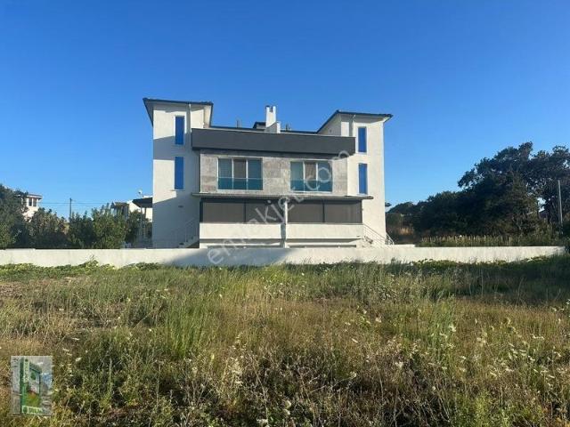 Denizkent, Gönen içerisinde satılık Villa