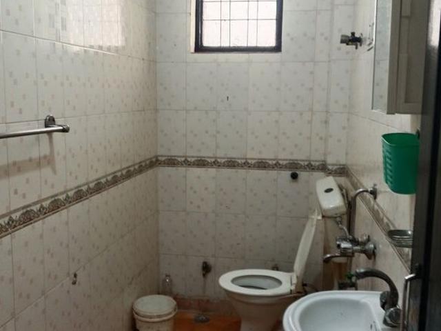 Property for rent in Deri