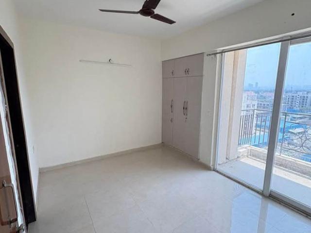 Property for rent in Deri