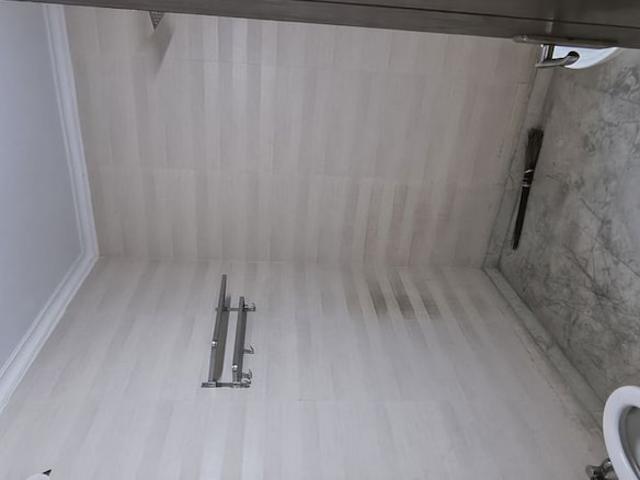 Property for rent in Deri