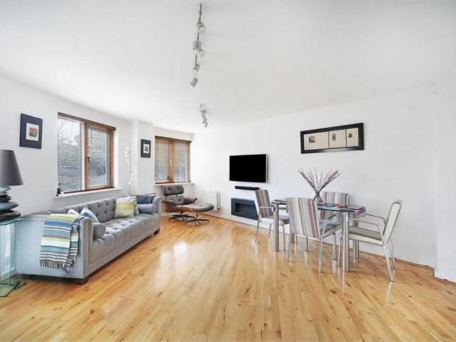 Apartment for rent in Old Ford, Bow