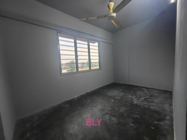 Flat for sale in Port Klang, Selangor