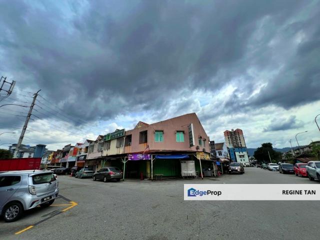 Warehouse for sale in Langat, Selangor