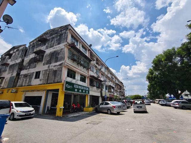 Apartment for sale in Langat, Selangor