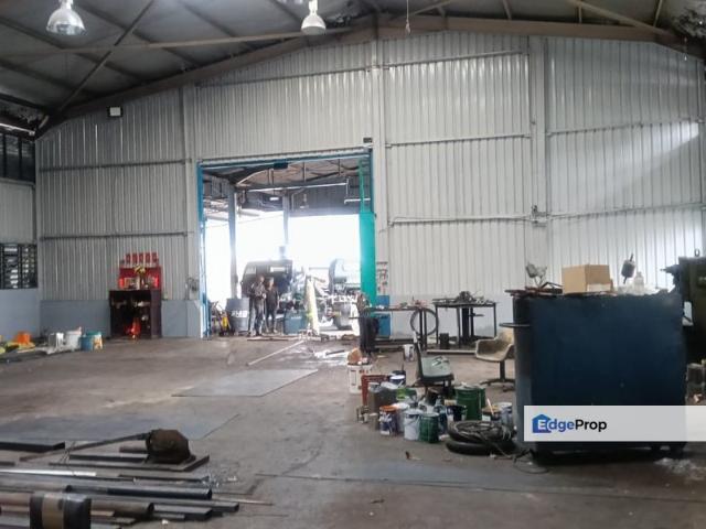 Warehouse for rent in Langat, Selangor