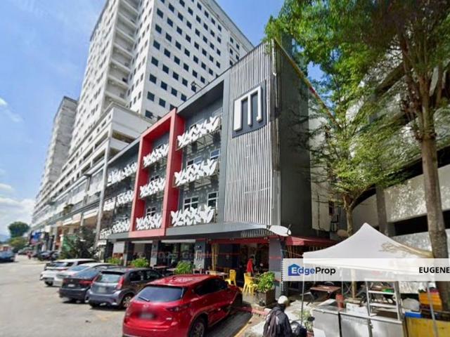 Shop for sale in Langat, Selangor