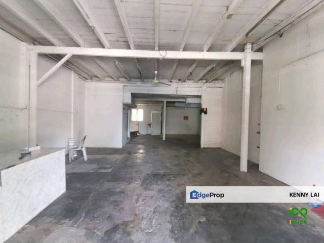 Shop for rent in Langat, Selangor