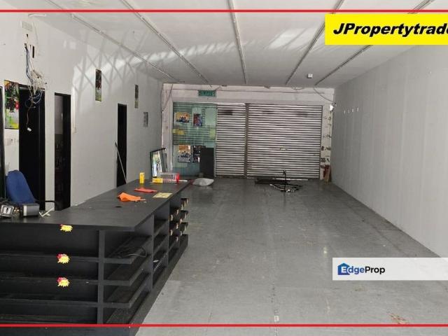 Shop for rent in Langat, Selangor