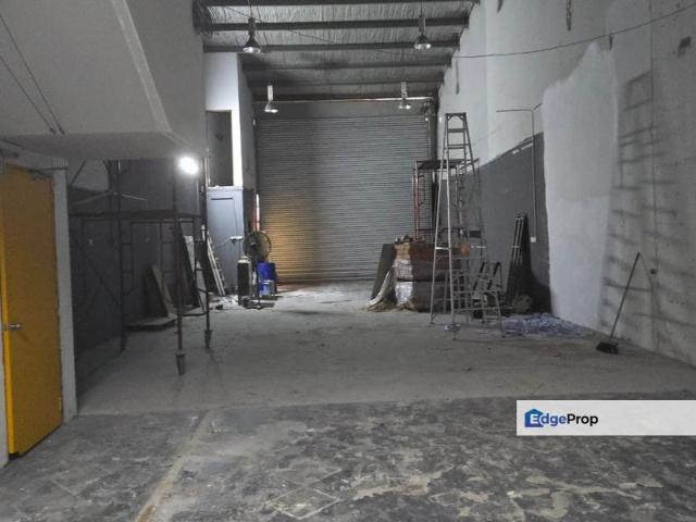 Warehouse for rent in Langat, Selangor