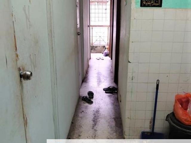 Shop for sale in Langat, Selangor