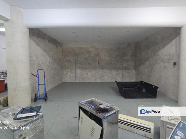 Shop for sale in Langat, Selangor