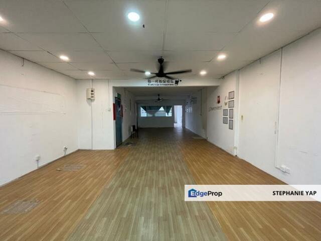 Shop for rent in Langat, Selangor