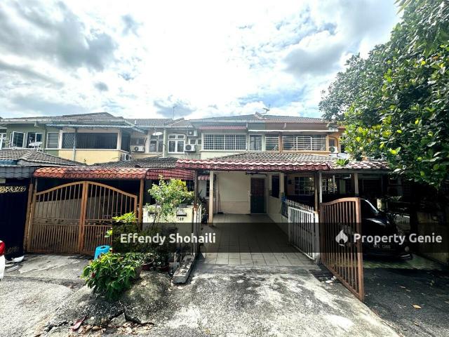 Townhouse for sale in Langat, Selangor