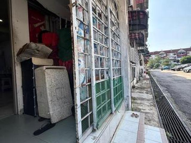 Apartment for sale in Langat, Selangor